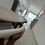 Appartement Vue Sur Mer Pres De La Plage